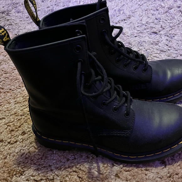 Doc martens - Picture 3 of 5